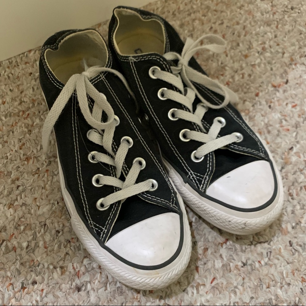 Black low top CONVERSE